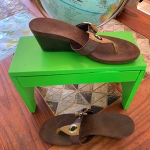 Nine West Gold/Brown sandals